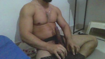 MorenoCarente — Cam4 stream photo (May 2026)
