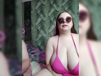 Red-rooms — Bongacams stream photo (Sep 2026)