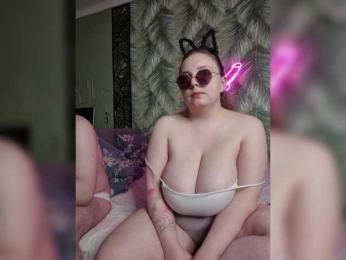 Red-rooms — bongacamsでウェブカムモデルオンライン