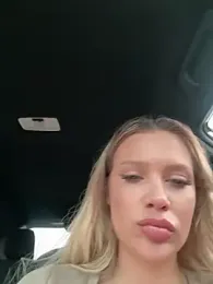 Girl-Mia — Stripchat stream photo (Apr 2026)