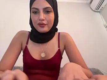 GumusGuray — Stripchat stream photo (Aug 2026)