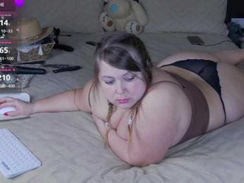 FLUFFY_BEAUTY — bongacamsでウェブカムモデルオンライン