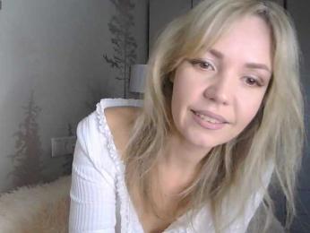 Red_Rose_98 — Bongacams stream photo (Jun 2026)