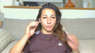 Lyly_laurensaa — cam4でウェブカムモデルオンライン