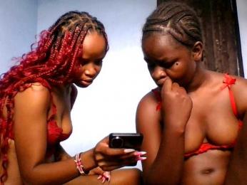 Slutgals2 — Bongacams stream photo (Mar 2026)