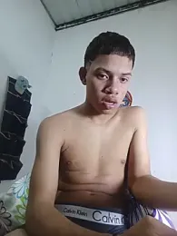 curious_straight_guy — Stripchat stream photo (Apr 2026)