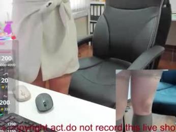 milf_viktoria — Chaturbate stream photo (Mar 2026)