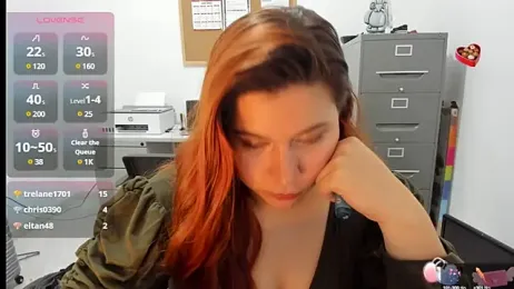 secretarysquirt — Stripchat stream photo (Mar 2025)