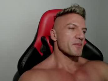 fuckinghotman — chaturbateでウェブカムモデルオンライン