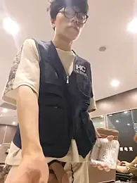 Q24Q- — stripchatでウェブカムモデルオンライン