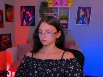 rosaliemoonn — Chaturbate stream photo (Sep 2026)