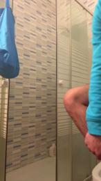 Pisciatoreserio — cam4でウェブカムモデルオンライン