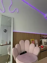 streetdoll — Stripchat stream photo (Apr 2026)