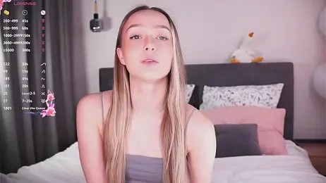 HollisBeckett — stripchatでウェブカムモデルオンライン