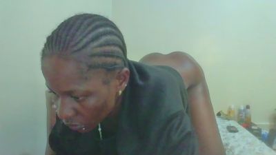 Leane_lecia — Cam4 stream photo (Dec 2025)