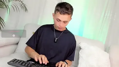 Tim_wolf — stripchatでウェブカムモデルオンライン