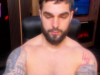 Carlosz Azizz — flirt4freeでウェブカムモデルオンライン