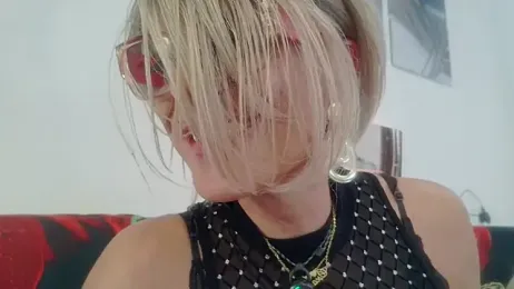 LadyOxana — stripchat