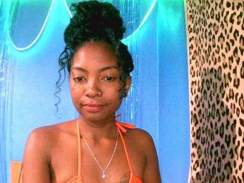 laetitianah — Bongacams stream photo (Aug 2025)