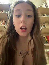 FroggyAnna — stripchatでウェブカムモデルオンライン