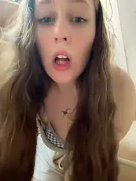 FroggyAnna — stripchatでウェブカムモデルオンライン