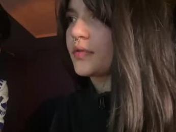 kikilove15 — chaturbateでウェブカムモデルオンライン
