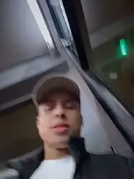 Eros_lee — stripchatでウェブカムモデルオンライン