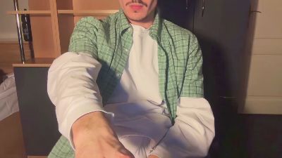 jules300 — Cam4 stream photo (Mar 2026)