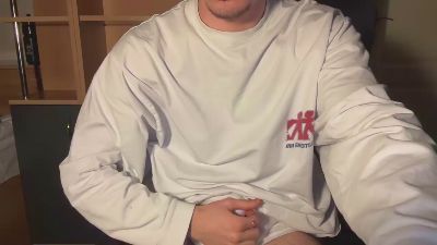 jules300 — Cam4 stream photo (Mar 2026)