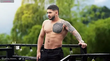 king_falconer — Stripchat stream photo (Jul 2026)