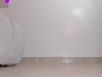 helenebird — Chaturbate stream photo (Aug 2026)