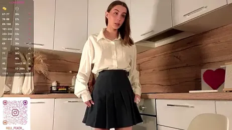 HellPeach — Stripchat stream photo (Jul 2025)
