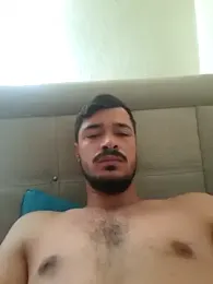 Yigitoztrk71 — Stripchat stream photo (Aug 2026)