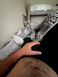 Yigitoztrk71 — Stripchat stream photo (Aug 2026)