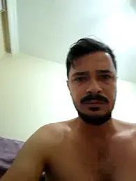 Yigitoztrk71 — Stripchat stream photo (Aug 2026)