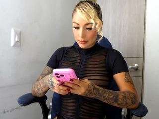 mia-hott — camsodaでウェブカムモデルオンライン