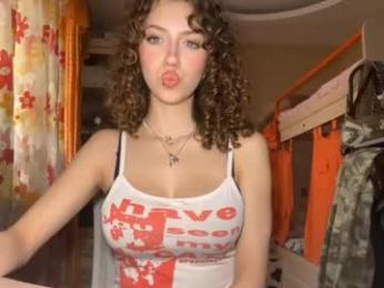 kaleighbourek — Chaturbate stream photo (Apr 2026)