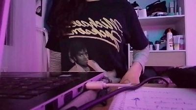 Larafoxok — Cam4 stream photo (Apr 2026)