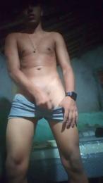 Vini18cm_novin — cam4でウェブカムモデルオンライン
