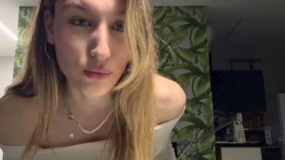 KristalUllman — cam4でウェブカムモデルオンライン