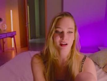 peachcreamcouple — Chaturbate stream photo (May 2026)