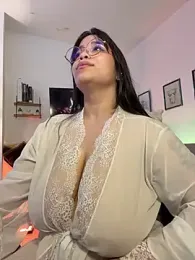 tati_reyess — Stripchat stream photo (Apr 2026)