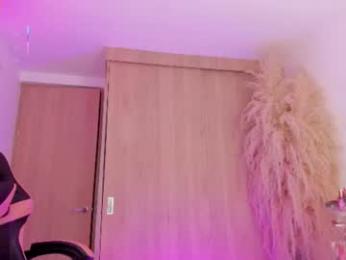 mia_yourmommy — Chaturbate stream photo (Sep 2026)