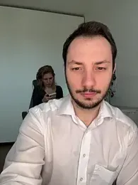 Lovebackground — stripchatでウェブカムモデルオンライン