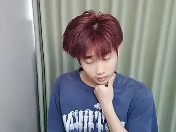 M888AO — Stripchat stream photo (Apr 2026)