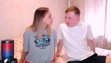 juliaanddima — Stripchat stream photo (Apr 2026)