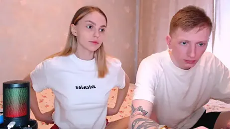 juliaanddima — Stripchat stream photo (Apr 2026)