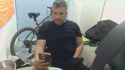 lucho2420 — Cam4 stream photo (Nov 2025)