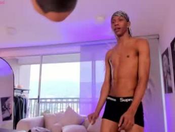 lennercollins_ — chaturbateでウェブカムモデルオンライン