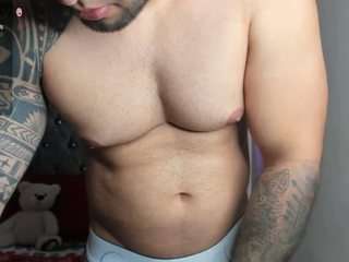 marllon123strong — camsoda
